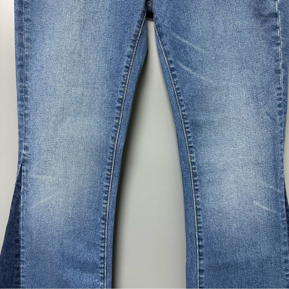 🔥SOLD🔥Driftwood Classic Fit Cleo Patchwork High Rise Flare Jeans Raw Hem - Picture 3 of 15